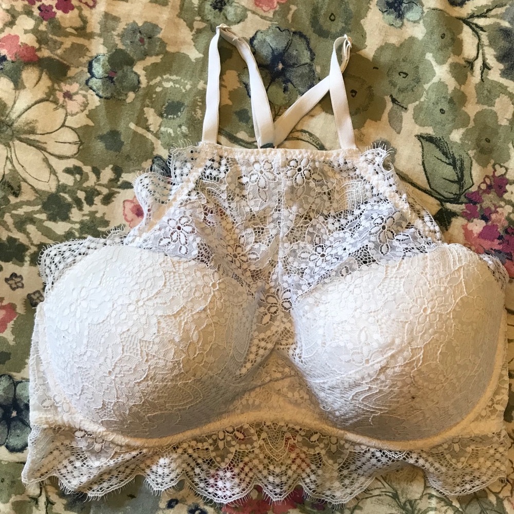 VS Pink bra